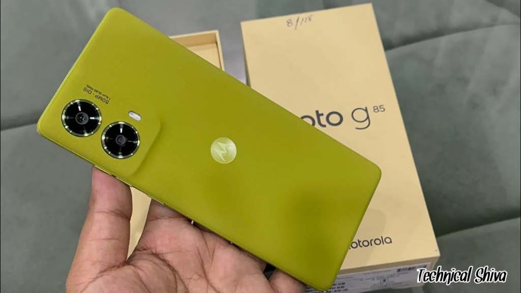 शानदार 32MP सेल्फी कैमरा के साथ ₹19,000 की कीमत में आया Cheapest Motorola G85 5G स्मार्टफोन